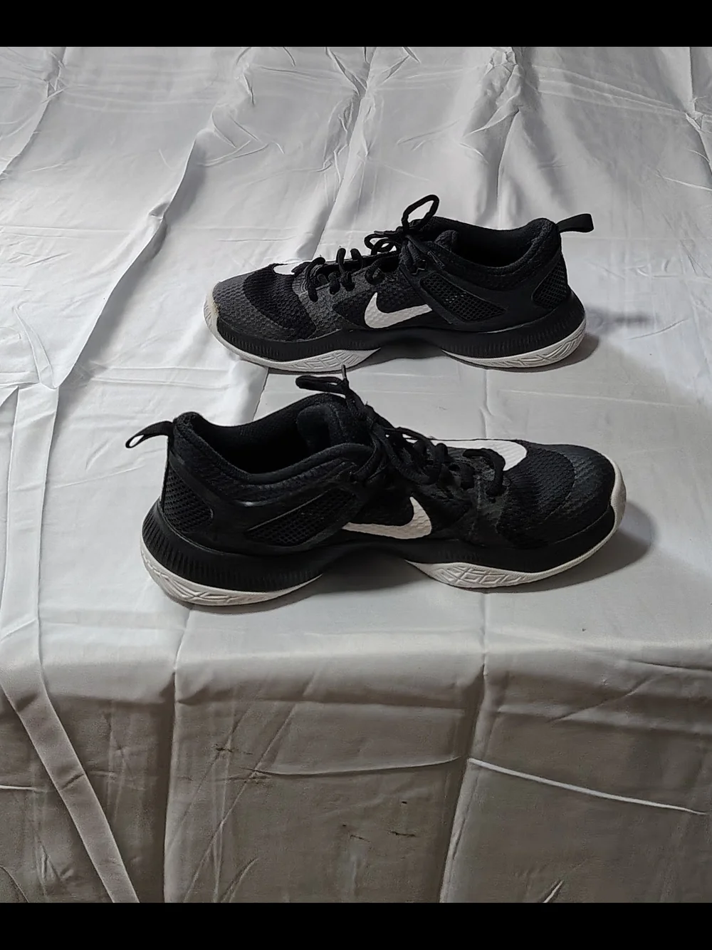 Men's Size 10 Lightweight Volly Zoom Hyperspike Athletic Volleyball Sneakers